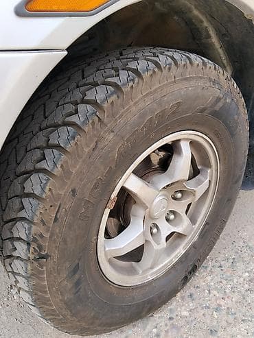 Mitsubishi Montero: 2001 г., 3.5 л, Автомат, Бензин, Внедорожник — 3