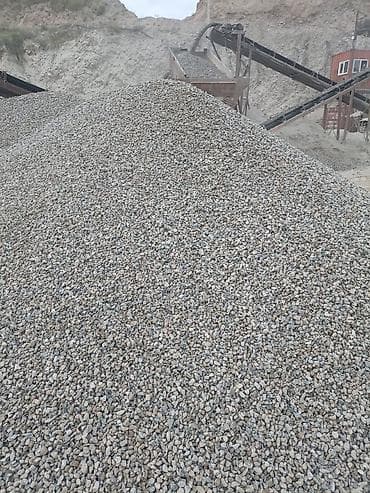 цемени: Смесь щебень и отсев, Чистая, Для бетона, Камаз — 2