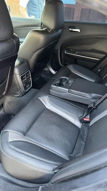 полировщик авто: Dodge Зарядник: 2019 г., 3.6 л, Автомат, Бензин, Седан — 9
