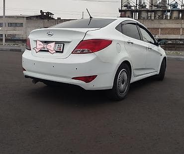 Транспорт: Hyundai Solaris: 2015 г., 1.4 л, Автомат, Бензин, Седан — 2