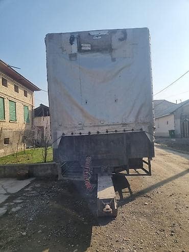 Прицеп, Тентованный