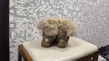 женские сапоги с мехом: 24 размер. Детские зимние угги — 3