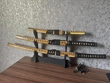 Другой декор и предметы интерьера: Набор декоративных японских мечей (дайсё + танто) на подставке. - — 1