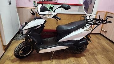 Скутер Sonlink (бензиновый), белый/черный, городской/практический -