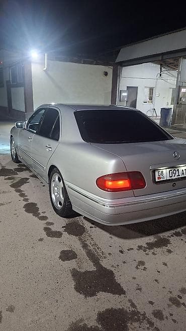 v class: Mercedes-Benz E-Class: 2000 г., 2.8 л, Автомат, Бензин, Седан — 2