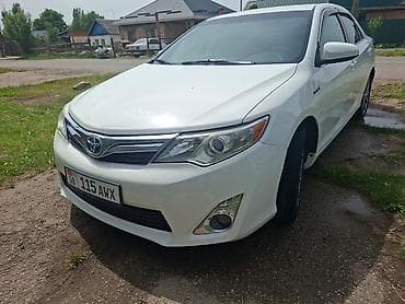 Toyota Camry: 2012 г., 2.5 л, Автомат, Гибрид, Седан
