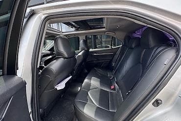 есть вариант: Toyota Camry: 2018 г., 2.5 л, Автомат, Бензин, Седан — 6