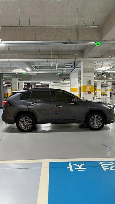 prius plus: Toyota RAV4: 2022 г., 2.5 л, Автомат, Гибрид, Кроссовер — 2
