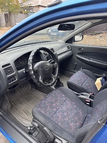 кузов маз: Mazda 323: 1999 г., 1.5 л, Ручные, Бензин, Седан — 5