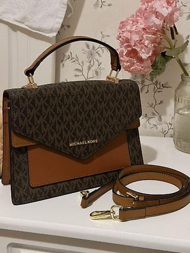 в подарок кожаный ремень: Классическая сумка, Michael Kors, Материал: Комбинированный материал, Жёсткая конструкция, Женские, Новый — 5