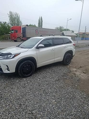 субаро 2018: Toyota Highlander: 2018 г., 3.5 л, Типтроник, Бензин, Кроссовер — 2