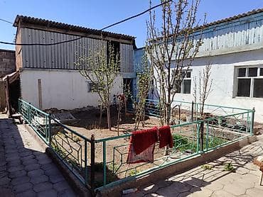 суточный комната: 160 м², 6 комнат — 4