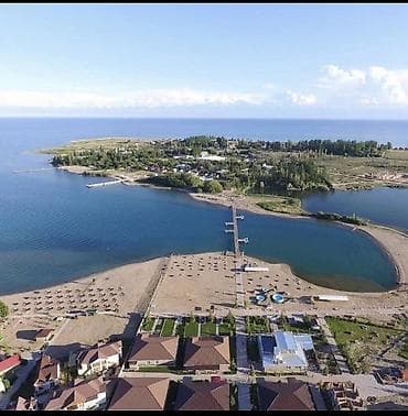 Квартиры: Апартаменты у озера, комплекс с частным пляжем и пирсом - — 2