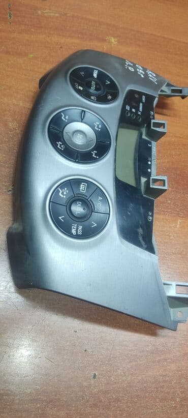 rav4: Toyota RAV-4 2008, левый руль, блок управления климат контролем — 2