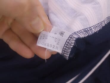 спортивное оборудование: Футболки — 4