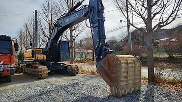 эксковатор гусеничный: Экскаватор, Hyundai, 2020 г., Гусеничный — 1