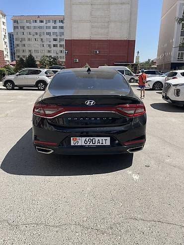 v class: Hyundai Grandeur: 2017 г., 3 л, Автомат, Газ, Седан — 3