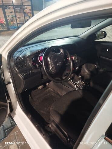 сити коко скутер: Kia Rio: 2015 г., 1.6 л, Автоматтык, Бензин, Van — 4