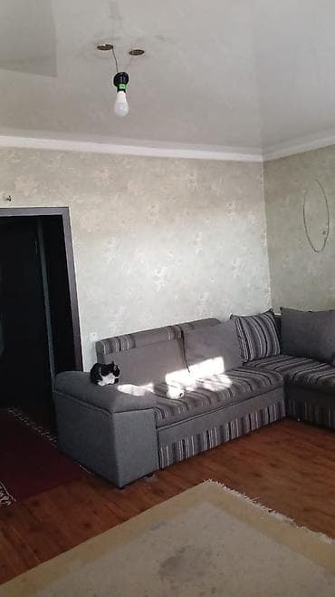 Квартиры: 2 комнаты, 62 м², Косметический ремонт — 8