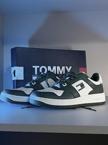 обувь лолита: Мужские кроссовки, 43, Tommy Hilfiger, Новый, цвет - Белый, Самовывоз, Платная доставка — 1