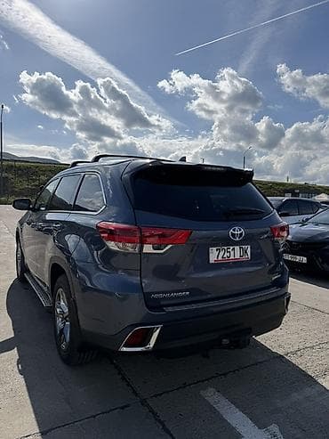 Toyota Highlander: 2019 г., 3.5 л, Автомат, Гибрид, Кроссовер
