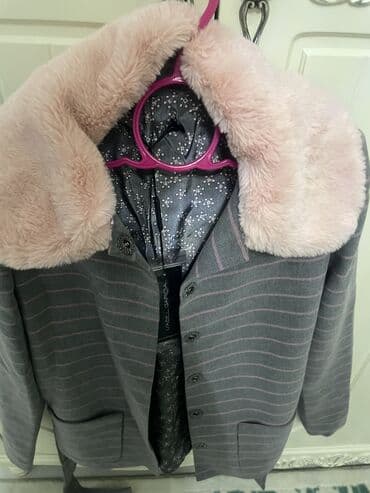 мини топ: Пиджак или мини пальто новое Италия. Размер S или М. Брала за 7000 — 2