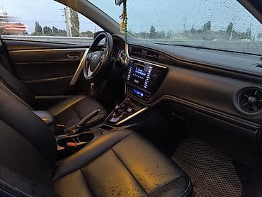 corolla e120: Toyota Corolla: 2019 г., 1.8 л, Автомат, Гибрид, Седан — 8