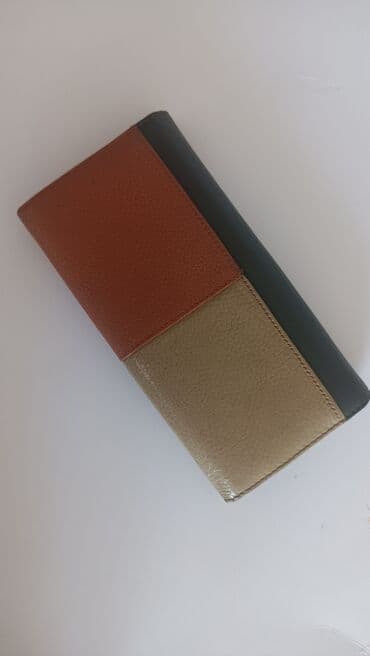 сумка холодильник купить в бишкеке: Кошелек, Натуральная кожа, Женские, Б/у — 5