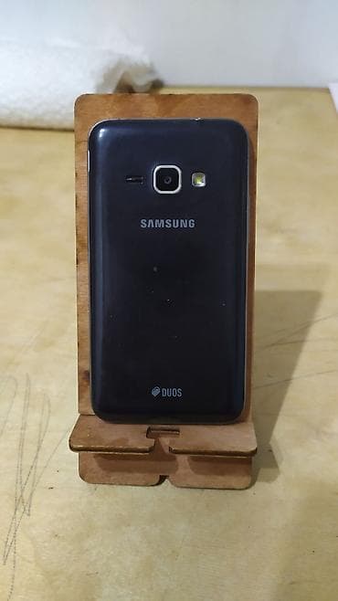 s6 edge plus: Samsung Galaxy J1 2016, Б/у, 8 ГБ, цвет - Черный, 1 SIM, 2 SIM — 2