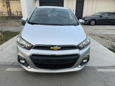 продаю или меняю с доплатой мне: Chevrolet Spark: 2016 г., 1 л, Вариатор, Бензиновая — 1