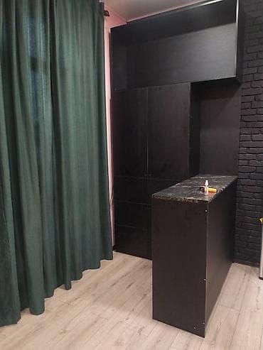 ПРОДАЮ шкаф - барную стойку 8 тысяч (писать в WHATSAP!) материал ЛДСП