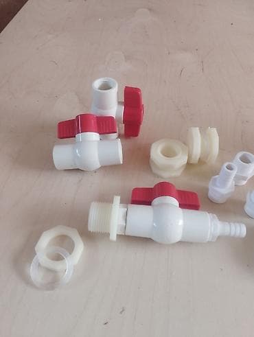 шприц кондитерский: Кранчик для бочки под нипельные поилки за комплект — 1