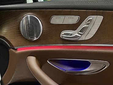 byd e7: Mercedes-Benz E-Class: 2020 г., 2 л, Автомат, Электромобиль, Седан — 10