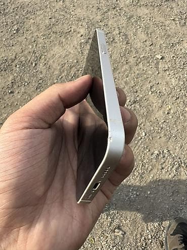 pixel 10: IPhone 14, 128 ГБ, Белый, Чехол, 90 % — 3