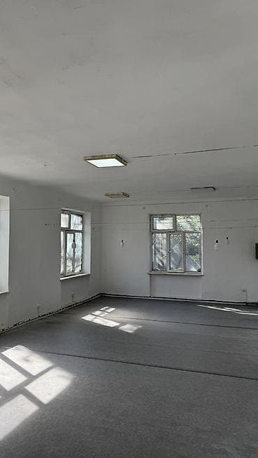 работа офисе: Сдаётся в аренду помещение под офис/студию/мастерскую. Адрес — 5