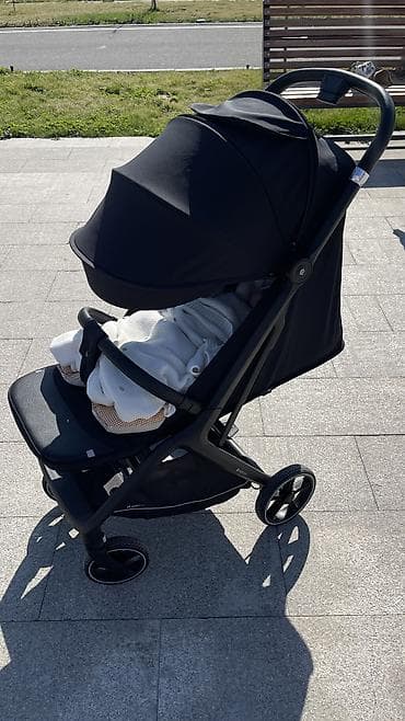 коляска на прокат: Коляска, цвет - Черный, Новый — 4