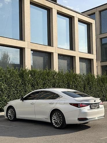 sprinter 2 7: Lexus ES: 2020 г., 2.5 л, Вариатор, Гибрид, Седан — 6