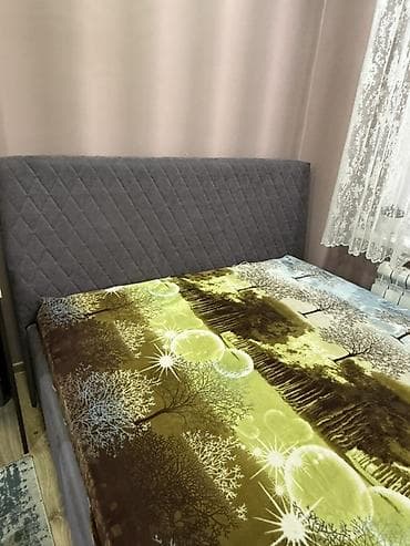 Стулья, табуретки: Двуспальная кровать с мягким изголовьем Аскона (Россия) - Размер — 1