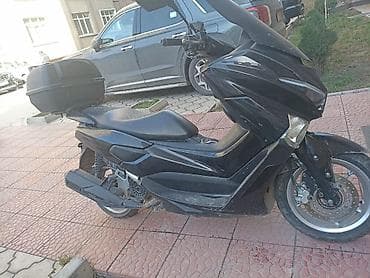 Макси-скутер 180 куб. см, Бензин, Б/у