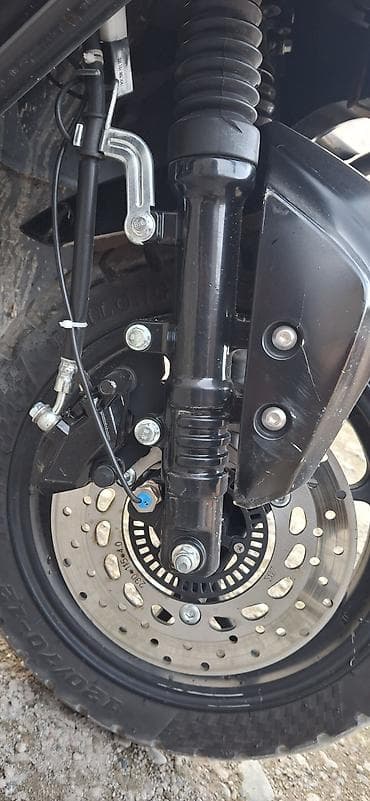 скутер покрышка: Скутер Super Tank, черный, городской/утилитарный формат. Основные — 4