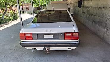 Audi: Audi 100: 1990 г., 2 л, Механика, Бензин, Седан — 3