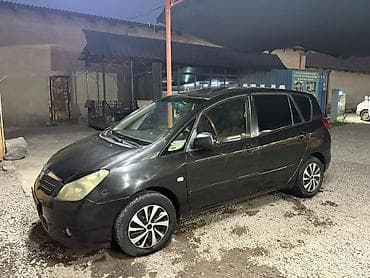corolla 2004: Toyota Corolla Verso: 2003 г., 2 л, Механика, Дизель, Минивэн — 2