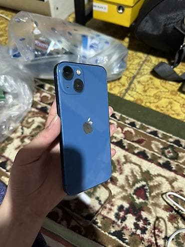 IPhone 13, Б/у, 128 ГБ, Синий, Чехол, 78 %