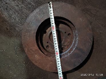 перфорированные тормозные диски: Toyota Alteza Передние тормозные диски Автозапчасти из Японии. ул — 2