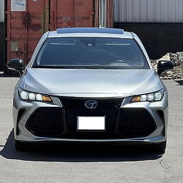 prius plus: Toyota Avalon: 2019 г., 2.5 л, Вариатор, Гибрид, Седан — 2