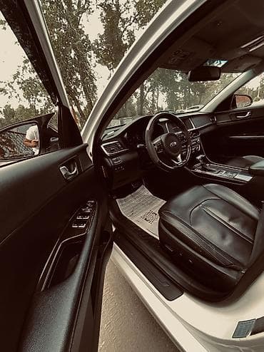 byd e5: Kia K5: 2017 г., 1.7 л, Робот, Дизель, Седан — 7