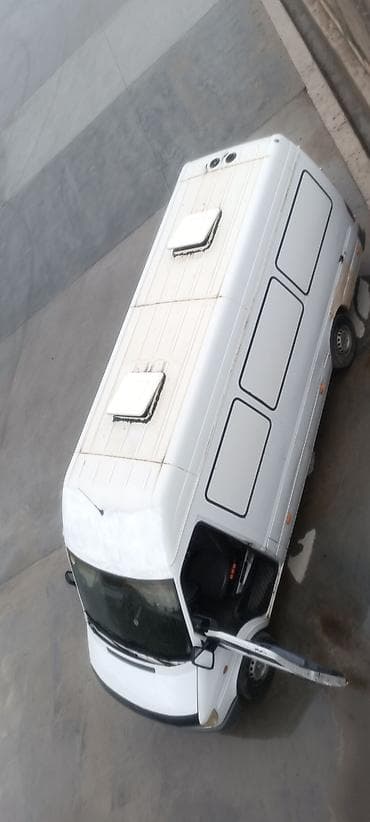 эшаки: Mercedes-Benz Спринтер: 1997 г., 2.9 л, Фургон — 2