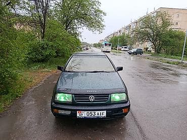 Volkswagen Vento: 1998 г., 1.8 л, Ручные, Бензин, Седан