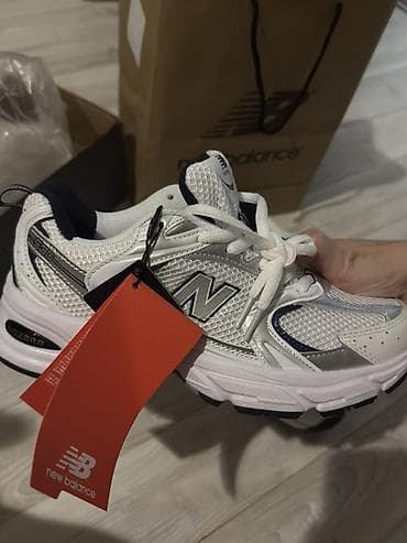mom fit: Мужские кроссовки, 39, 39.5, New Balance, Новый, цвет - Белый, Самовывоз, Платная доставка — 2