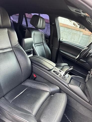 шины на т25: BMW X6 M: 2009 г., 4.4 л, Автомат, Бензин, Кроссовер — 9